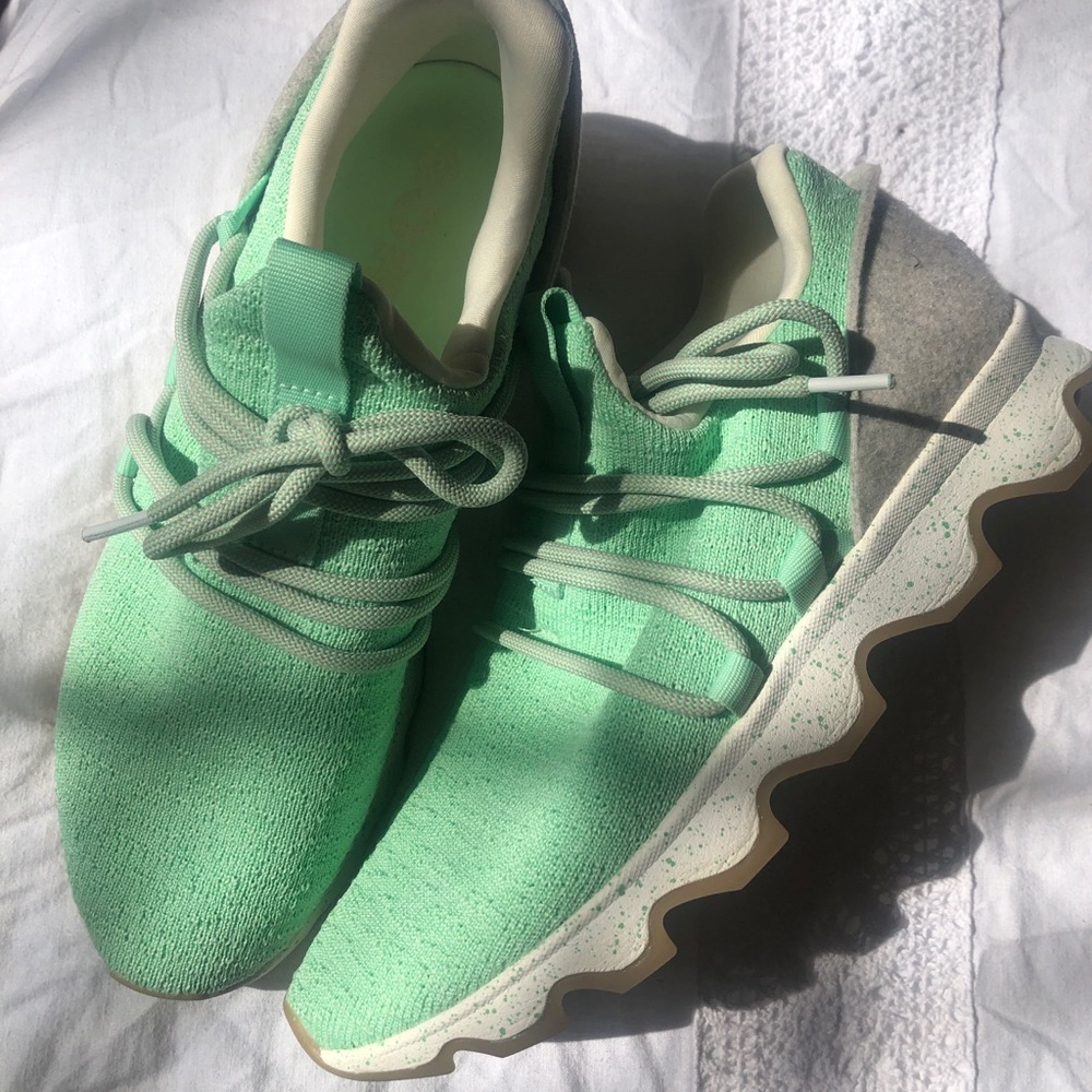 Sorel Kinetic Lace Sneaker